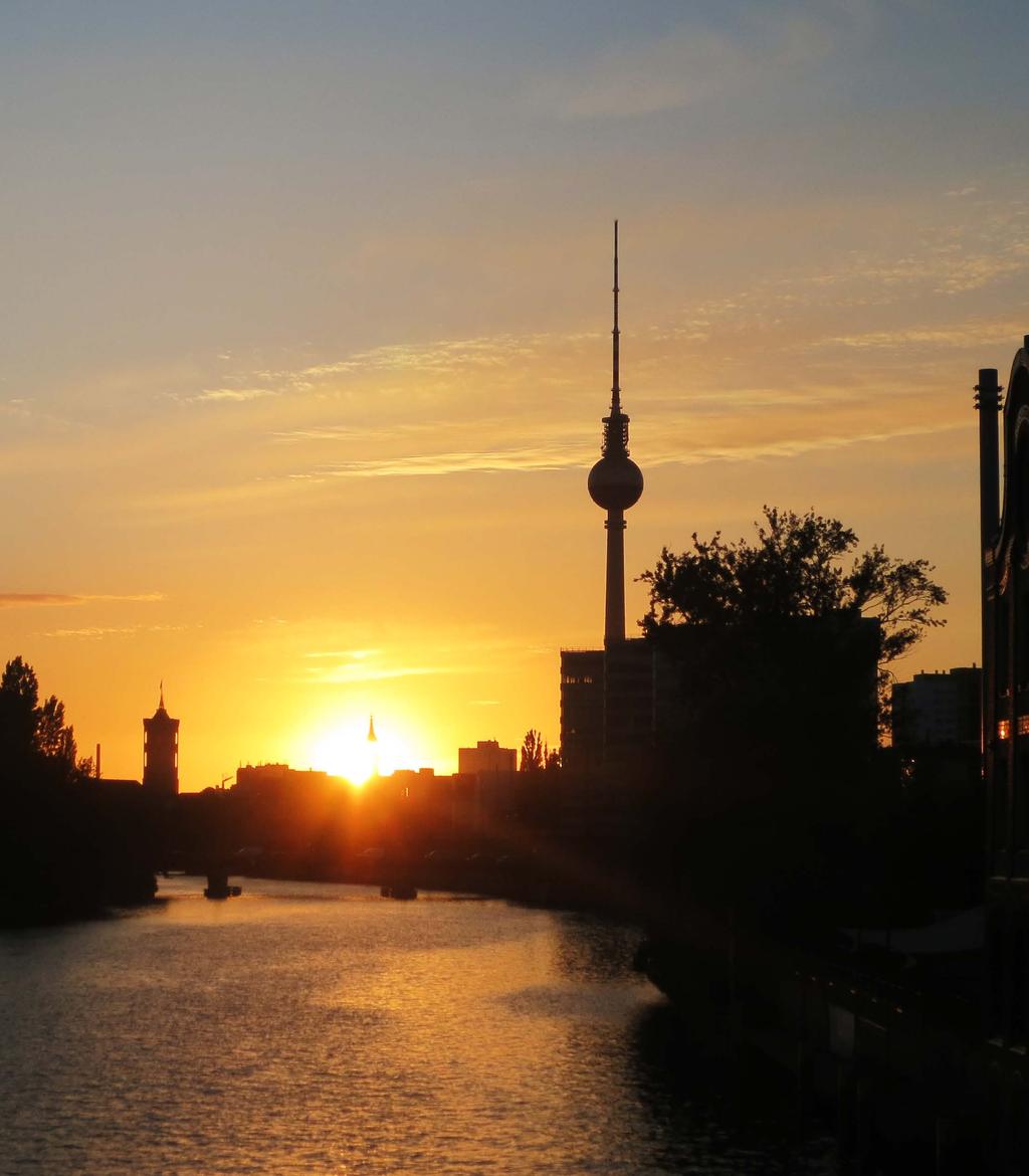 8 GRUPPER ATT VÄLJA MELLAN BERLINKONFIRMAND KÅLLEREDS FÖRSAMLING Hjälp, hur kunde något sådant hända Under året pratar vi om livets värde, livets frågor och livets stora glädjeämnen.