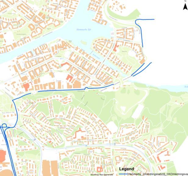 Hammarby fabriksväg är en lokalgata som trafikförsörjer verksamheter och fastigheter med entréer längs med gatan. Angöring, in/utfart till parkeringsytor och lastintag finns längs med hela sträckan.