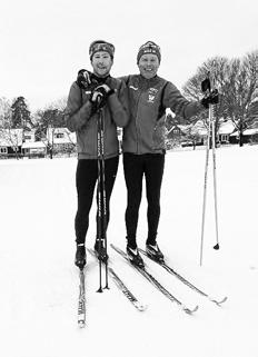 Eget skidspår i Ellagård används Ett skidspår på en av ängarna blev vinterns mest kreativa inslag i Ellagård.