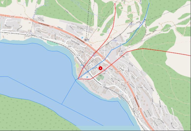 Figur 2 Avrinningsområde (röd linje). Planområdet (inringat) har ytavrinning mot bäck som mynnar ut i Åresjön. 3.