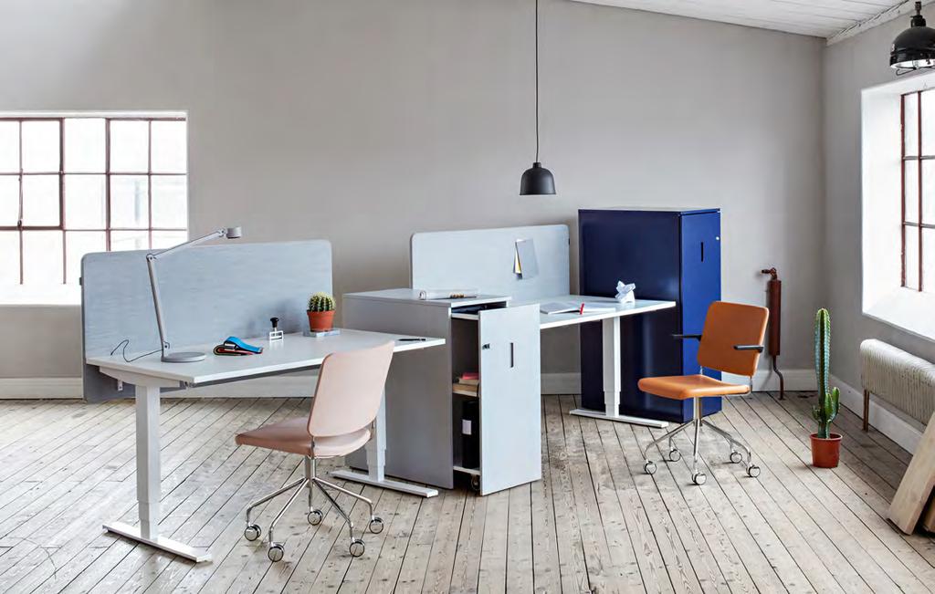 109 UTFÖRANDE Tower. Handtag silverlack. Slät jalusi. 75% utdrag på lådhurtsar. TILLÄGG Art nr Anmärkning Fanér... Lackerad... Bok Björk / Vitp. ask / Vit Svart / Ek Vitbets.