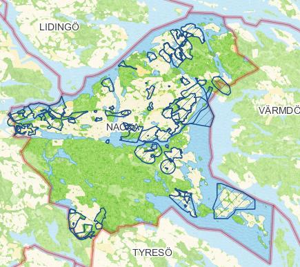 Bild 2: Nackas utbyggnadsområden (blåmarkerade) enligt gällande översiktsplan BERGS DRIVMEDELSDEPÅ OLJEHAMN Källa: Nacka kommun Av de planerade 13 500 bostäderna ska alltså 12 000 byggas inom områden