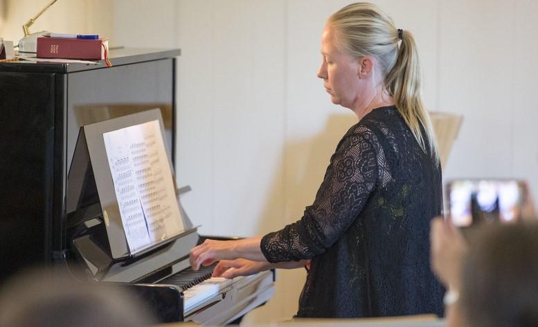 piano Torsdag 11 juli kl 19.