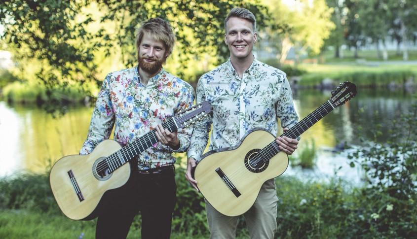 Musik i Sommarkväll Varje torsdag kl 19.00.