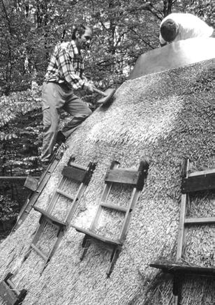 1996 skapade Martin Puryear Meditation in a Beech Wood. Den mjuka Buddhaliknande vassskulpturen upplevs både som inbjudande och monumental. Puryear är en av USA:s mest betydelsefulla konstnärer.