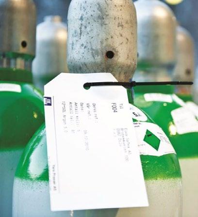 Specialgaser Notera att vissa varor eventuellt ej är lagerförda Gassort VRG Produktnr. Flasktyp Innehåll Tryck Pris/fyllning Nitrogen m³ Nitrogen 5.