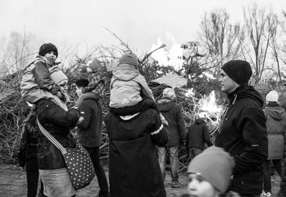 Majbrasan får vara kvar på Ellavallen Byalagets styrelse kan nu lämna ett mycket glädjande besked till alla Ellagårdsbor och andra som brukar fira Valborg på Ellavallen.