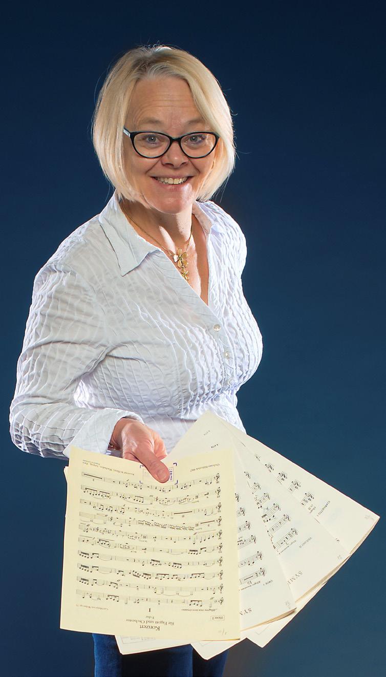 Jubileumssäsong Nu har Uppsala Kammarorkester firat 50-årsjubileum hela säsongen 2018-2019. Vi har återgett berättelser från musiker och chefdirigenter.