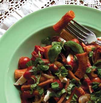 Alla recept är beräkn BARNENS FAVORIT PASTA STROGANOFF 500 g falukorv 2 gula lökar 4 msk extra jungfruolja 1 burk (400 g) körsbärstomater 1 msk Ardita dubbelkoncentrerad tomatpuré salt och