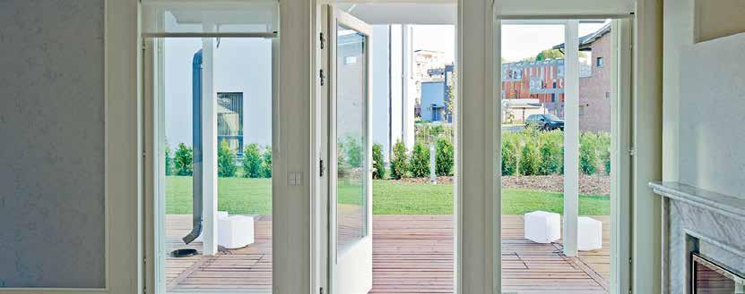 Patio har samma färgalternativ som Pihla-fönstren. MÅNSIDIG LÅSNING De mångsidiga låsalternativen gör det möjligt att använda dörren i olika objekt och för olika behov.