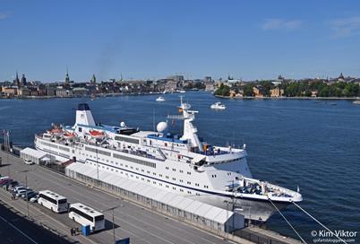 Crown, Crown Odyssey Berlin Rederi: FTI Cruises Byggd: 1972 Längd: 139 meter GT: 9 517 Passagerare: