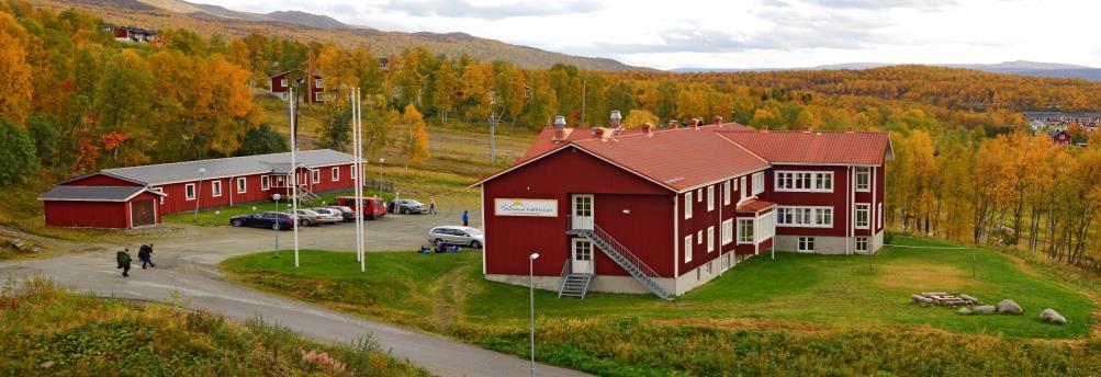 Regionens räkenskapsår är kalenderår. Revisorerna ska granska regionstyrelsens förvaltning och hur regionstyrelsen verkställt de beslut som regionstämma och regionstyrelse fattat.
