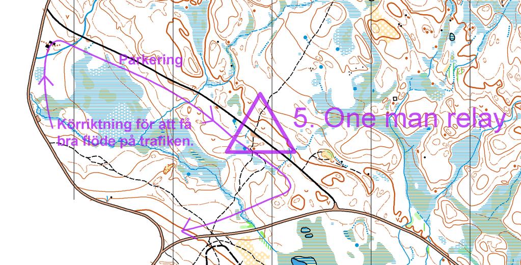 Cirka 4 km från Idrefjäll, parkera längst vägen och följ anvisningarna på bilden och se till att övrig trafik kan passera. GPS koordinater: 61.914073, 12.