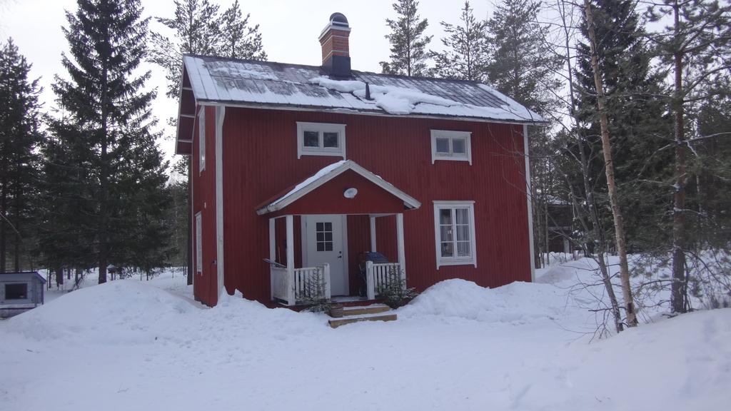 ÅTGÄRDSRAPPORT Energideklaration Byggnadsuppgifter Fastighetsbeteckning: ÖSTANBÄCK 15:23 Besiktningsuppgifter Datum: 2019-02-19