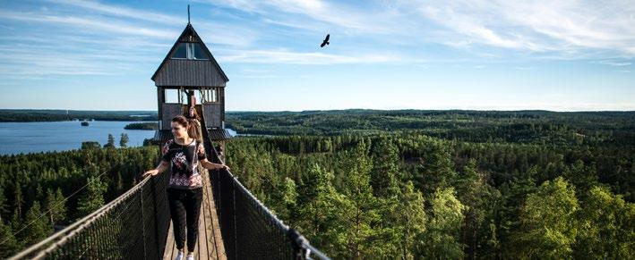 Bolaget tar därför ut en soptömningsavgift om 500 SEK där en del av avgiften går tillbaka till miljöfrämjande åtgärder.