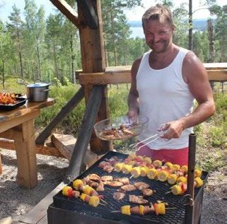 DAG 1 11.30 ANKOMST I BASE CAMP MED LUNCH Ankomst till Base Camp där man disponerar fritt våra grillplatser alternativt tillhandahåller vi maten i vår restaurang.