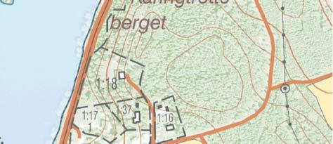 Den uträtade sträckan är ställvis kraftigt uppbyggd och väl kantskodd medan den västra vägbanken är något smalare och lägre.