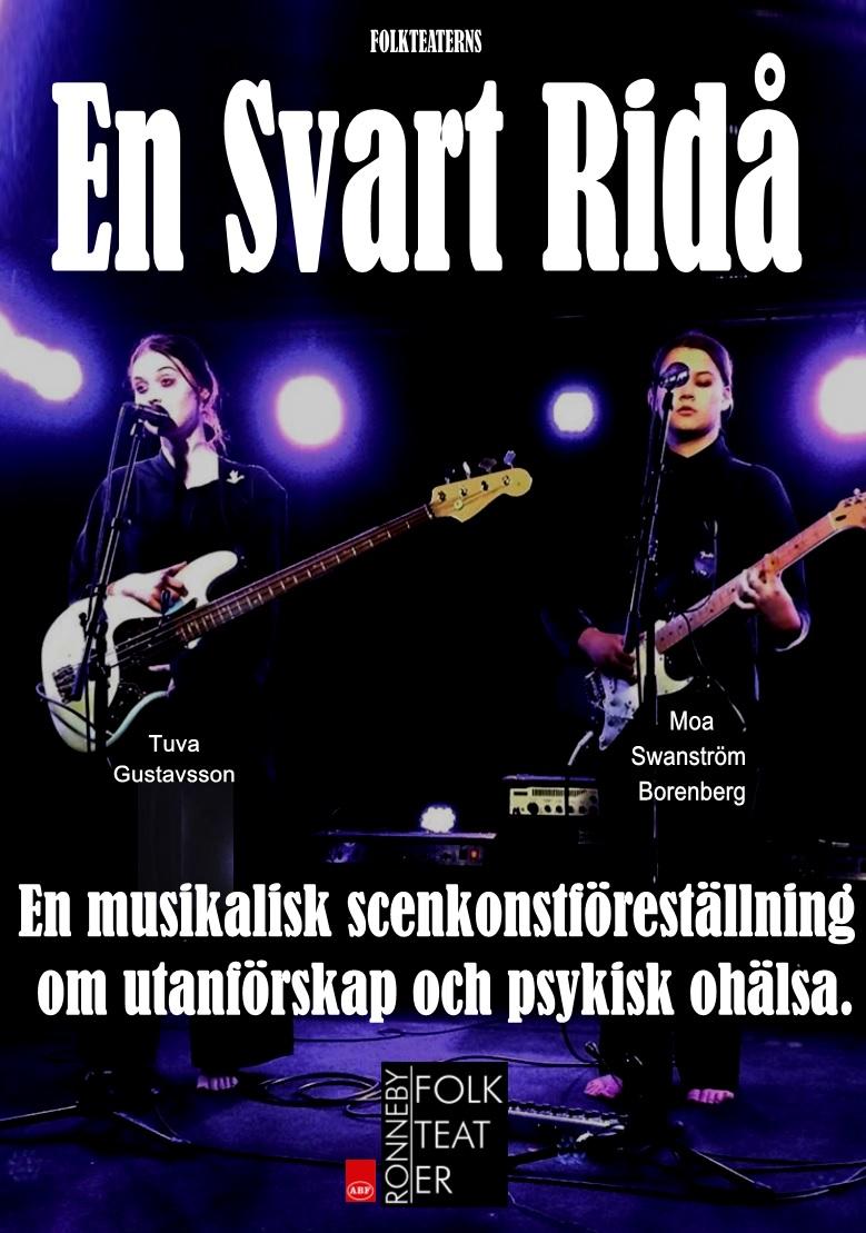 En Svart Ridå är en musikalisk scenkonstföreställning om utanförskap och psykisk ohälsa. Genom olika estetiska uttryck förmedlas starka känslor.