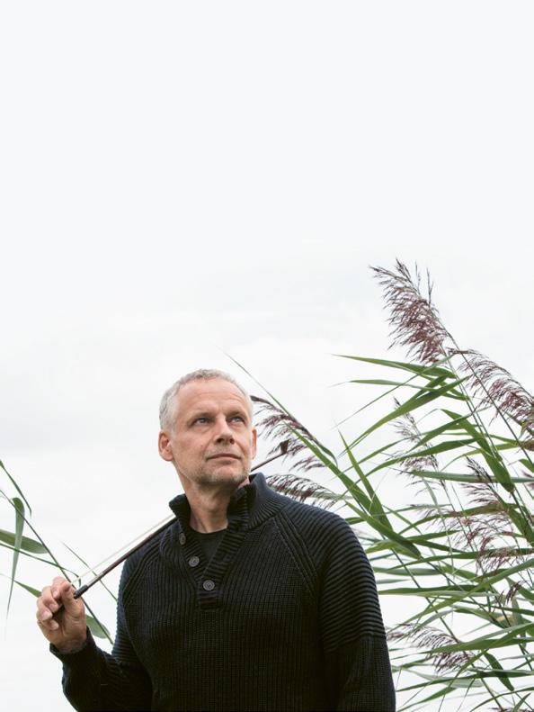 28/11 Elgars cellokonsert Foto: Caroline Sikkink Rebecca Miller har med sig två engelska kompositörer, men vi börjar i Tyskland med C.P.E Bachs Sinfonia från mitten av 1700-talet.