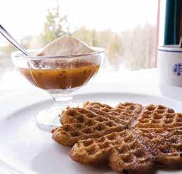 Här finns även möjlighet att packa sig en lunchlåda från frukostbordet! Fika/våfflor kl.