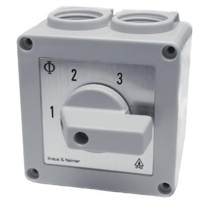 3. Speed regulator AWC 12-62 with three manually chosen speeds (photo 24). 1 = low speed, 2 = medium speed and 3 = high speed. Protected to IP65. Can control a maximum of two AW-s fan heaters.