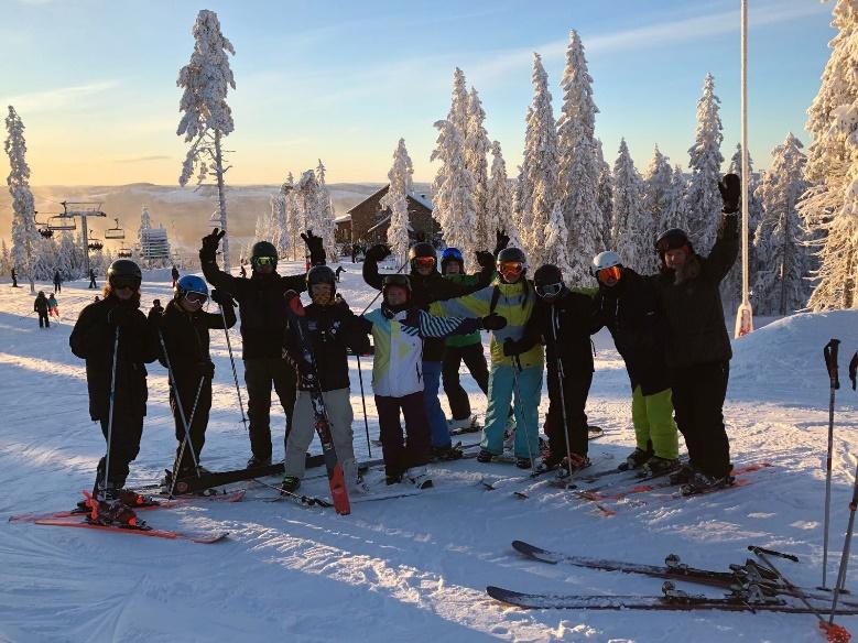 Representantskapsmöte samt Extra stämma Dessa möten ägde rum i Västanviks folkhögskola i Leksand, den 18 till 19 maj.