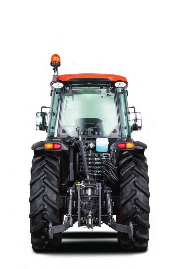Vad gäller hydraulsystemet ger hyttversionen av M5001N dig valmöjlighet. Du kan välja att utöka antalet hydraulanslutningar i traktorns front och bak från standardutrustningens två till fem.