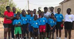 Ghana stolt pingisnation med traditioner att försvara I Ghana finns cirka 2000 aktiva bordtennisspelare, de flesta unga, vars största dröm är att kunna tävla och träna utomlands.