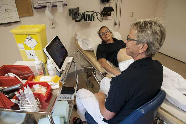 I Gällö finns ett av Sveriges allra första virtuella hälsorum och Kälarne hälsocentral ligger i framkant med en bärbar ultraljudsapparat.