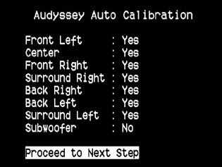 Audyssey Auto Setup och Calibration funktionerna i T 785 använder sig av en mikrofon, tillsammans med en sofistikerad digital elektronik inbyggd i din T 785, för att automatiskt ställa in och