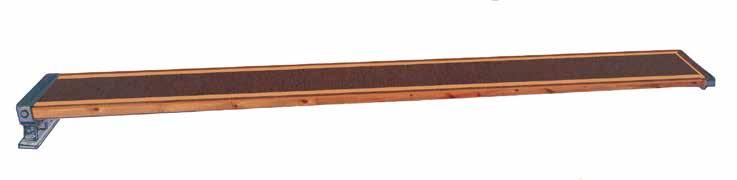 Skyltmåttet är 130 x 900 mm. 26 0110 31 0522 Sviktbräda med eller utan halkmatta Vår sviktbräda är en limträkonstruktion av tryckimpregnerad furu. Produkten är godkänd av Svensk Limkontroll.