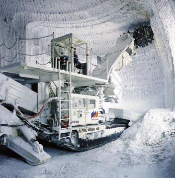 26 SANDVIK MINING AND CONSTRUCTION VA-Eimco är världsledande inom området system, utrustning och verktyg för mekanisk brytning av lösa mineraler, exempelvis salt.