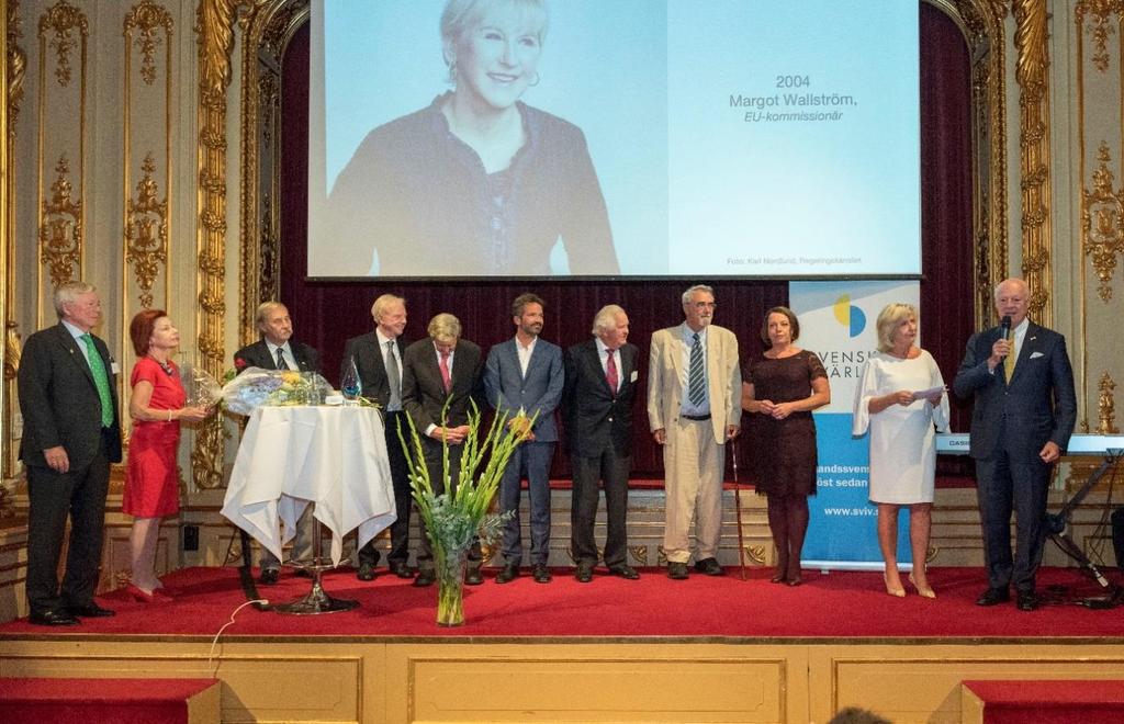 Årsmöte med förslag på stadgeändring Årsmötet ägde rum på Grand Hôtel i Stockholm den 20 augusti.