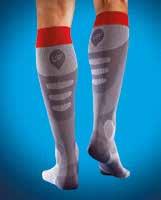 S M L XL 19-21 21-24 24-26 26-29 034101 Up Compression sleeves Graderad kompression som ökar vadmuskelns naturliga förmåga att aktivera det venösa återflödet.