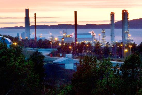 INDUSTRIAL PROCESS Kvartal 1: Nettoomsättningen ökade med 62% till 807 MSEK (498) 3 månader 12 månader 30 juni 19 30 juni 18 Förändring 30 juni 19 31 mars 19 Nettoomsättning, MSEK 807 498