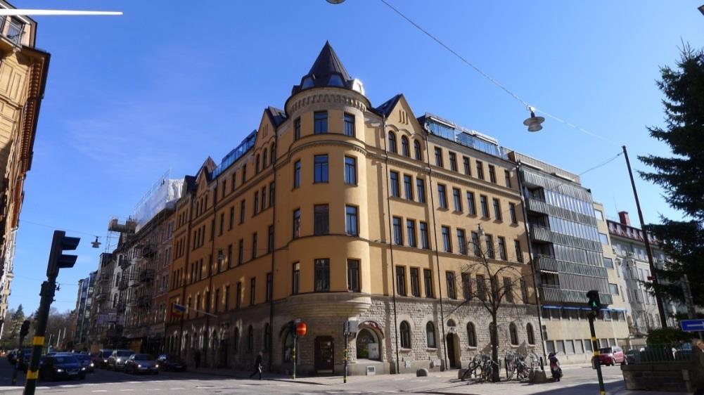 Sida 10 (15) Tallen 11. Stadsbild Planområdet är beläget på Östermalm med dess karakteristiska kvartersstruktur bestående av i huvudsak slutna kvarter men även med inslag av mer öppna kvarter.