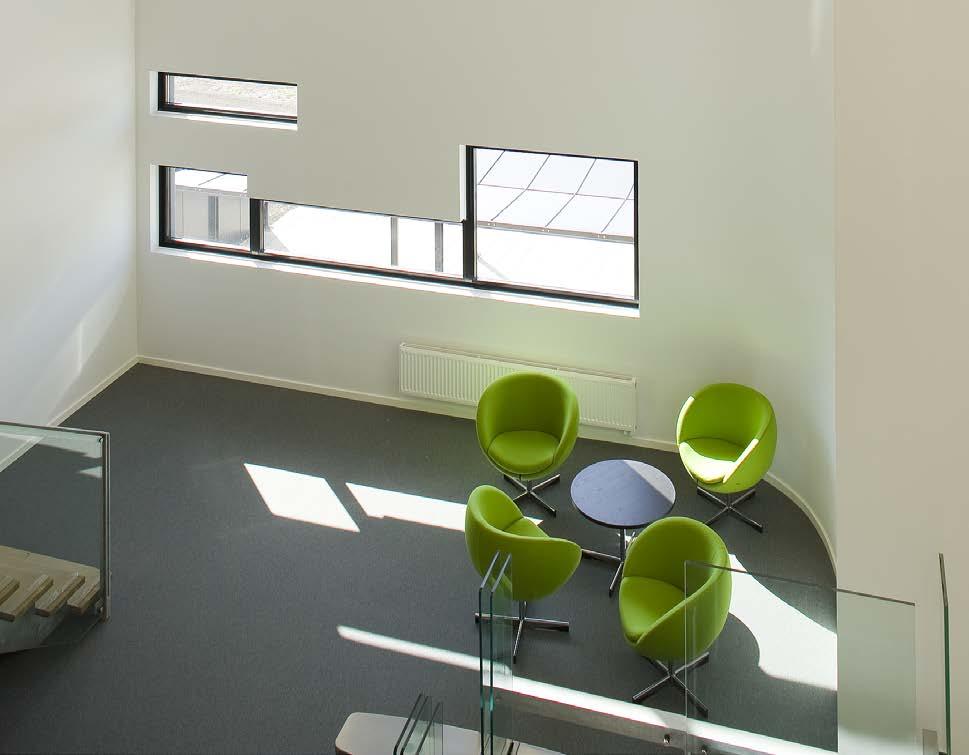 Sapa Fönster 10 Kombinerar minimalt underhåll med god inomhuskomfort Objekt: KMD Skejby Stad: Århus, Danmark