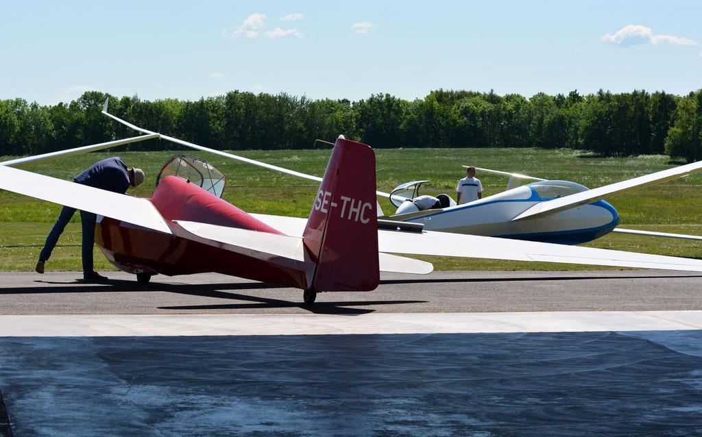 Skolning flygningar och timmar 2009-2018 18000 16000 15816 15597 14675 14606 14000 12000 12602 12250 12061 12163 11930 11281