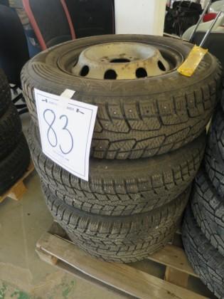 5-bult, 205/70 R17C dubbade 2844-083