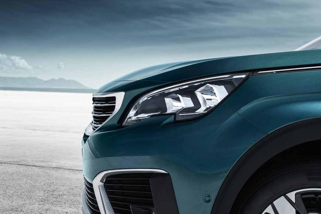 ALLT FÖR ATT FULLÄNDA DIN NYA PEUGEOT 5008 SUV. Här under är tabellen över vårt tillbehörssortiment till nya Peugeot 5008 SUV. För mer information, besök en av våra återförsäljare eller www.peugeot.