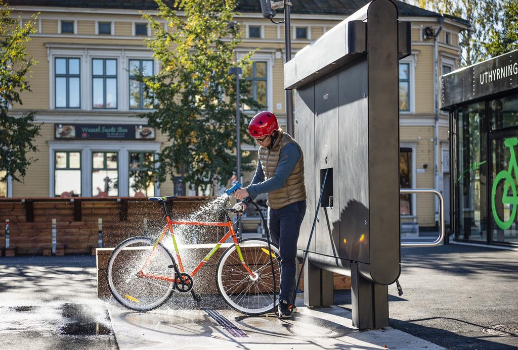 Bli bilfri Under hösten testade tio hushåll i Umeå att klara sig utan sin egen bil under tre månader. Hushållen fick tillgång till elcykel, ellådcykelpoolen U-bike, bilpool och busskort.