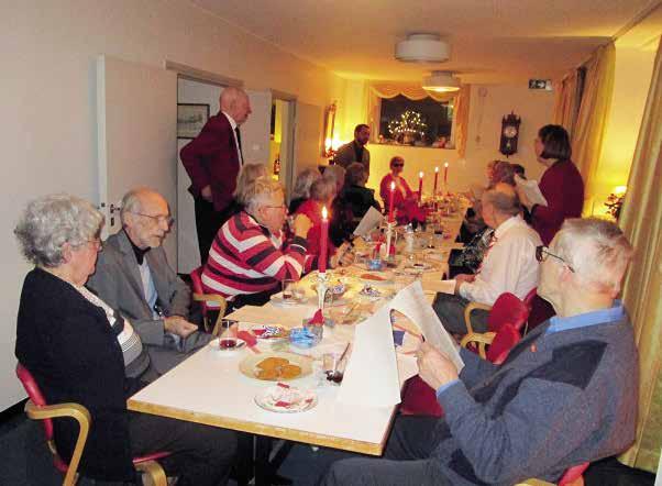 Helena har varit tidigare församlingspräst i Matteus församling och har därmed god kontakt med pensionärerna på Brändö.