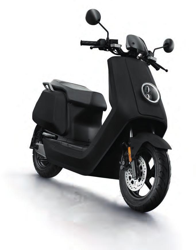 NIU N Lite Elscooter N1S från Niu är en moped med kraftig elmotor och ett kraftigt, men litet och lätt batteri som ger upp till 8 mil räckvidd.