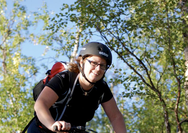Badtipset Ta med badkläder då du cyklar Tärnaleden eller Laisan Runt. Stranden i Solberg är områdets bästa badplats. Långgrunt, kallt och vackert!