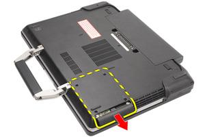 Hårddisk 10 Ta bort hårddisken 1. Följ procedurerna i Innan du arbetar inuti datorn. 2. Ta bort batteriet. 3.