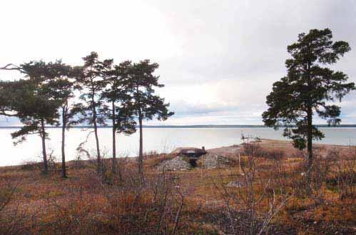 Befintlig bunker Byggnad nr 22:40 Byggnadsbestämmelser - Högsta byggnadshöjd 14,5 meter över havet (nockhöjd). Högsta punkt på befintligt bunkertak 13,8 m.ö.h. (inmätt av stadsarkitektkontoret juni 2010).