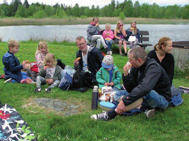 00 Skärtorsdagsmässa Fredag 30 mars kl 10.00 Långfredagsgudstjänst med Söndag 1 april kl 10.00 Påskdagsmässa med, Lilla kören, Diskanten Kyrkkaffe med påsktårta.