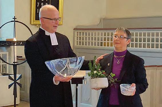 Jan Allan, trumpet, Gunnel Mauritzson sång, jazztrion Unit från länsmusiken i Blekinge och poesi av Mailis Gullin. På Vissefjärdadagen 12 maj anordnas på för- och eftermiddagen kyrkogårdsvandringar.