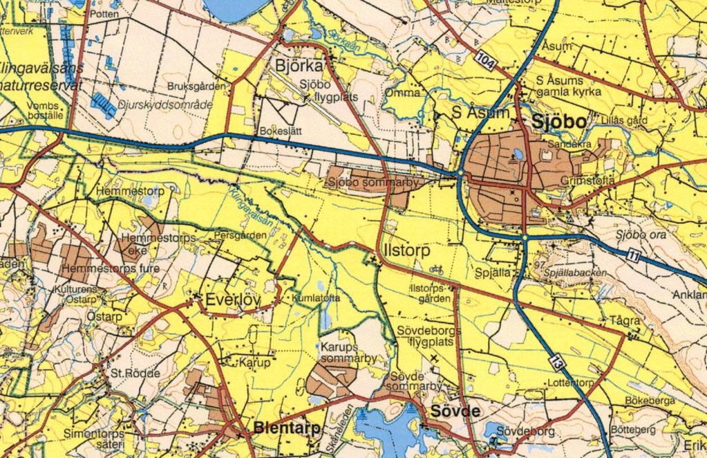 Totalt påträffades 62 anläggningar i form av stolphål, gropar, kokgropar, härdar och kulturpåverkade lager. Fig. 1.