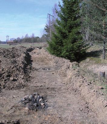 Vid undersökningen tillvaratogs bland annat skärvor av ett lerkärl av bronsålderstyp (SHM 20 533).